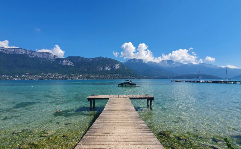 #Youtuber#新闻 #财经 #心理学 #哲学 #计算机 #网络技术 #AI  #分享 #推荐经过两三天的思考，今天分享给大家几位Youtuber，包含侧重于新闻、财经、心理学、哲学、计算机、网络技术、AI等方面的频道